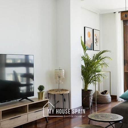 Myhousespain - Playa De Poniente, Con Vistas Al Mar Y Parking Gratuito 기욘 외부 사진