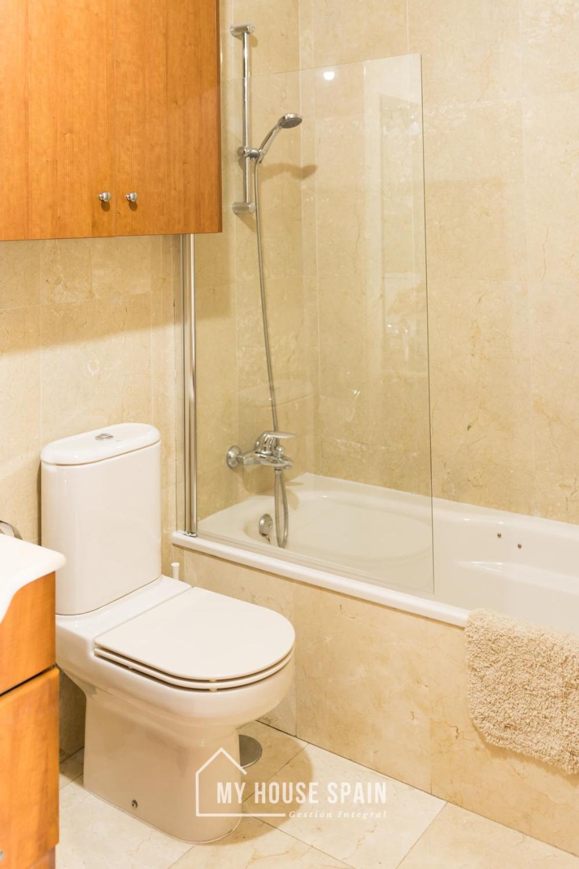 Myhousespain - Playa De Poniente, Con Vistas Al Mar Y Parking Gratuito 기욘 외부 사진